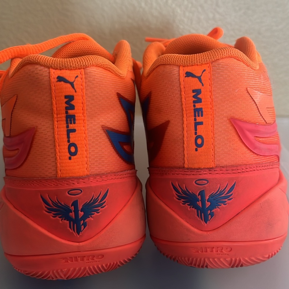 Melo - Picture 5 of 6